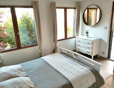 chambre parentale Le Chalet du Leman Yvoire Location Vacances