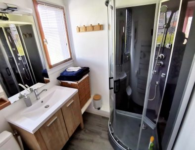 Salle de bain Le Chalet du Leman Yvoire Location Vacances